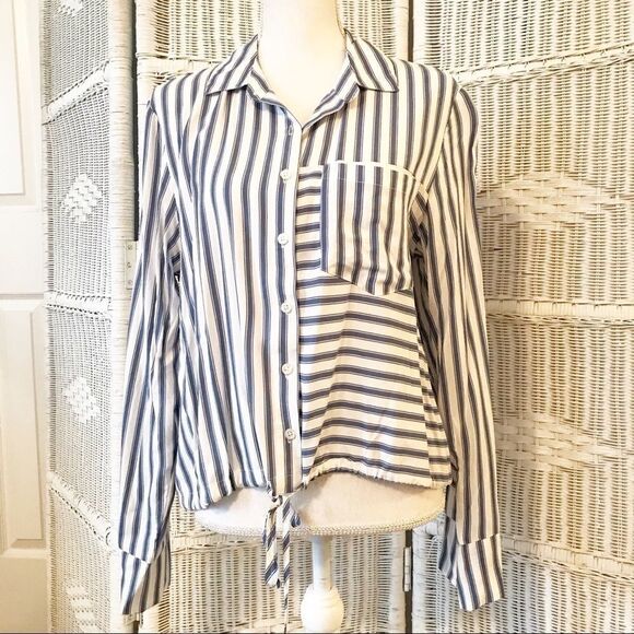 Hiatus White Blue Stripe Cropped Tie Front Blouse - Picture 1 of 8